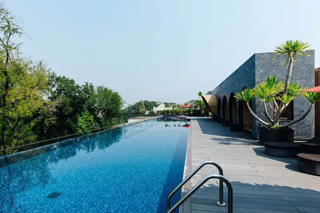 Cross Chiang Mai Riverside image 1