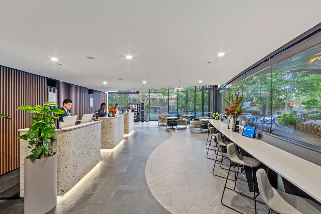 CLLIX Brisbane Skytower Apartments image 5