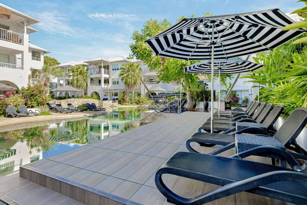 Mantra PortSea Port Douglas image 9