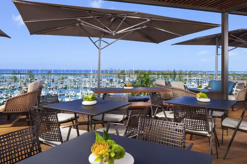 Prince Waikiki image 11