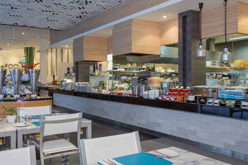 Cape Sienna Phuket Gourmet Hotel & Villas image 8