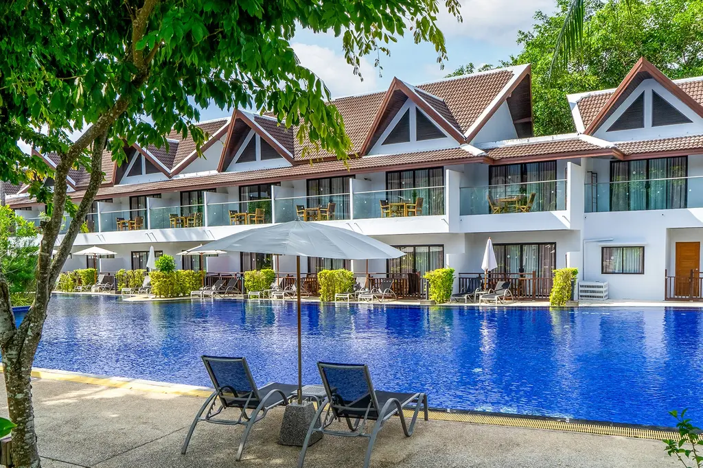 Sunwing Kamala Beach image 14