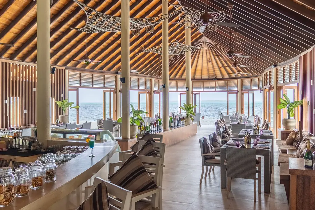 Hideaway Beach Resort & Spa image 13
