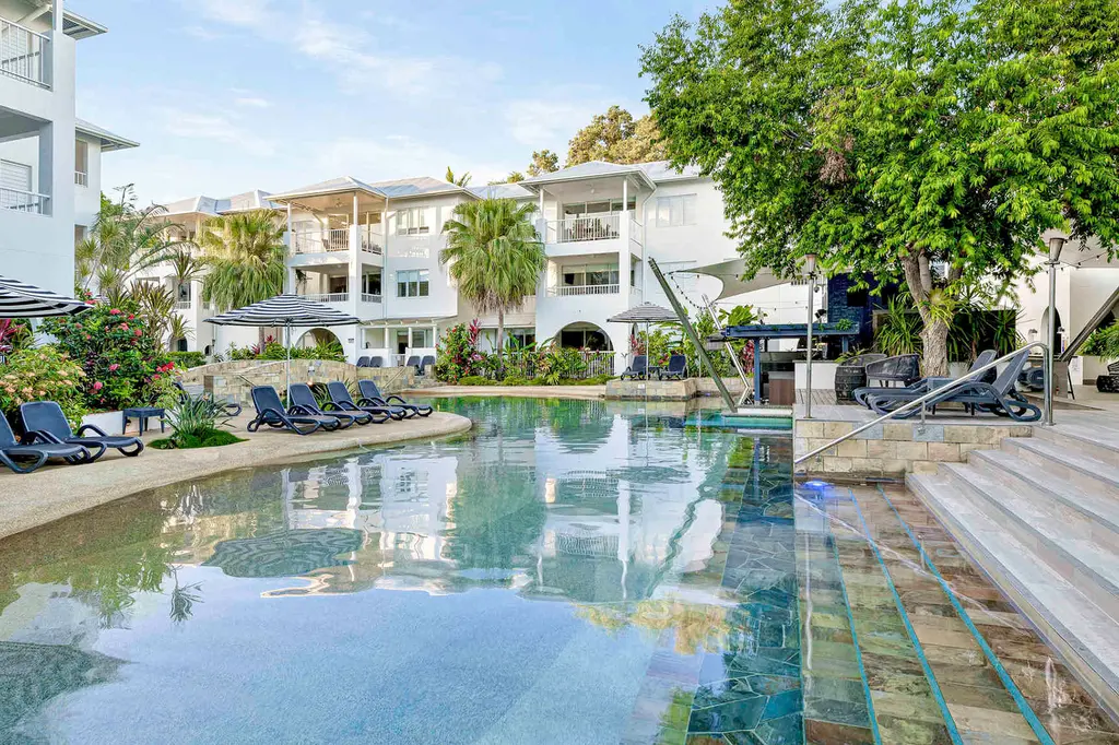 Mantra PortSea Port Douglas image 10