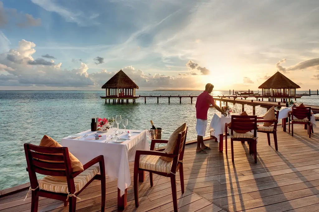 Hideaway Beach Resort & Spa image 11