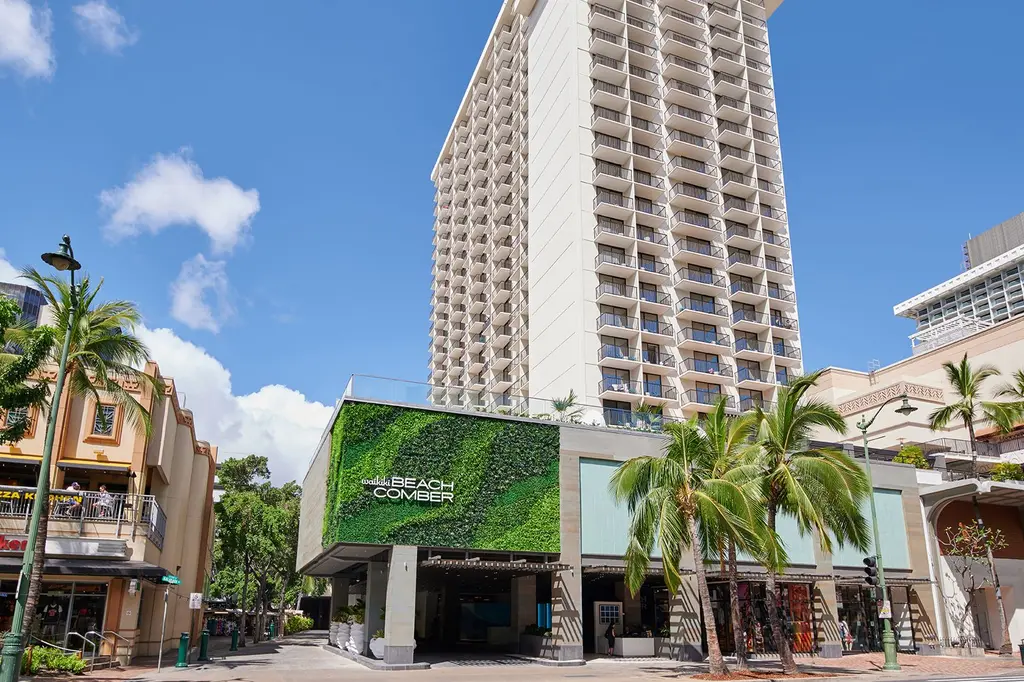 OUTRIGGER Waikiki Beachcomber Hotel image 5