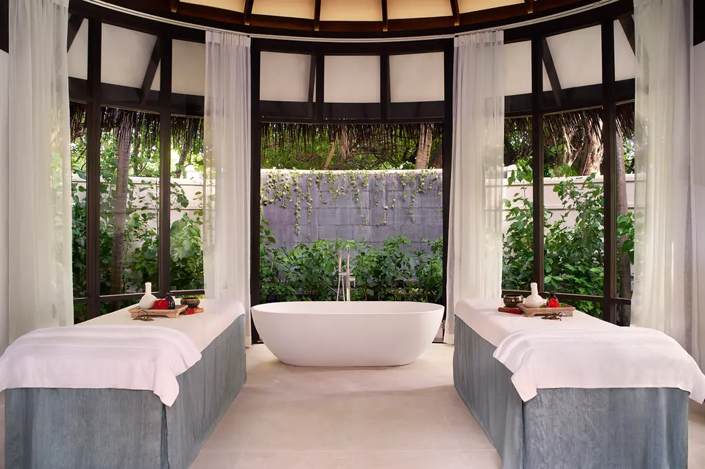 Anantara Veli Maldives Resort image 17