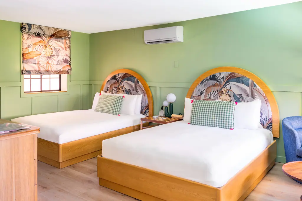 Wayfinder Waikiki image 3