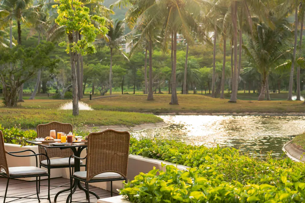 Pullman Phuket Karon Beach Resort image 2