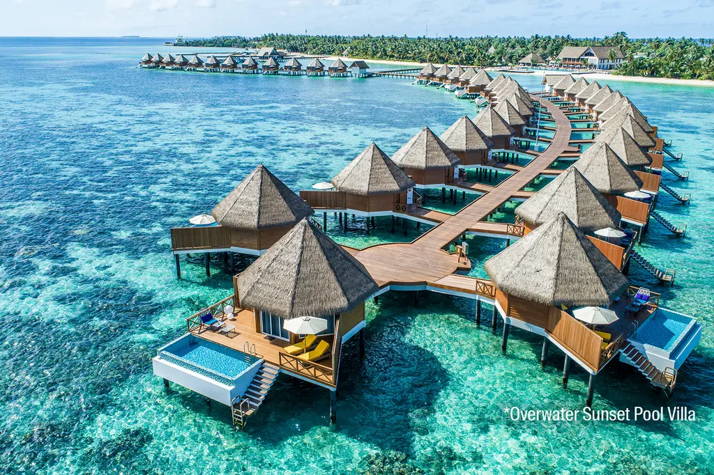 Mercure Maldives Kooddoo Resort image 1