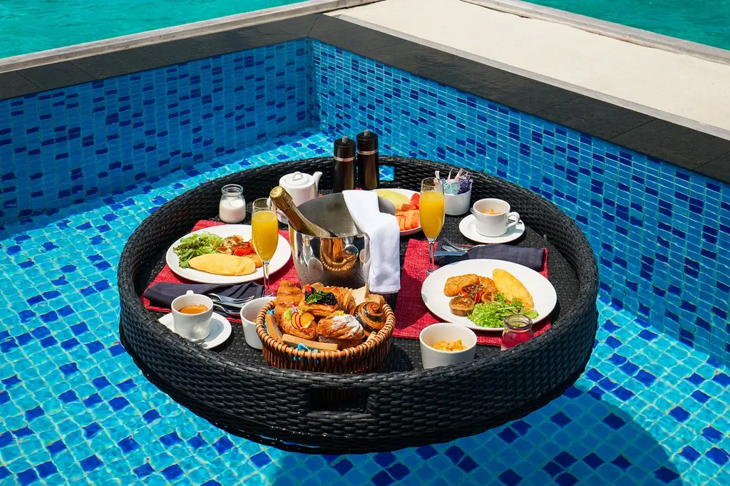 Sirru Fen Fushi – Private Lagoon Resort image 13